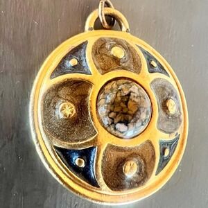 Boho Tribal Gold Tone Stone Pendant‎